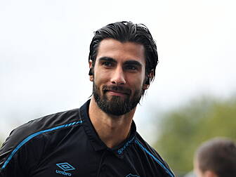 Everton's Andre Gomes discharg...